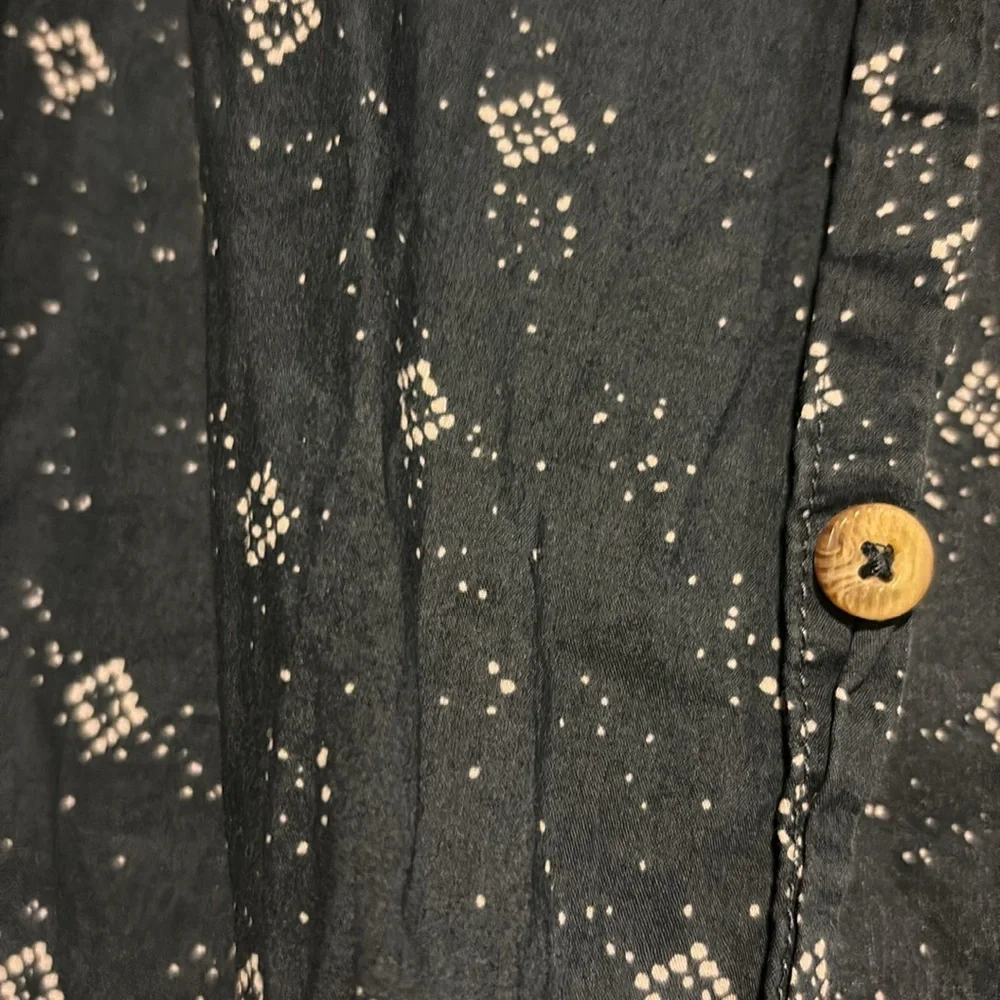 Short sleeved men’s button down xl shirt blue - Picture 3 of 5